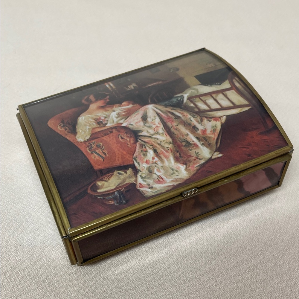 Vintage Glass Jewelry Box with Vintage Art 1993